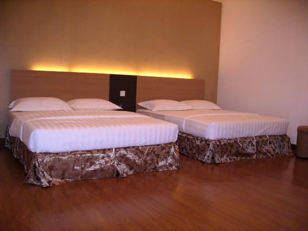 Lbs Hotel Cheras Exteriér fotografie